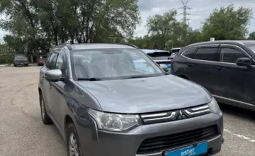 Mitsubishi Outlander 2013 года за 6 000 000 тг. в Актобе фото 3