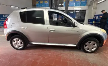 Renault Sandero 2014 года за 3 500 000 тг. в Астана фото 4