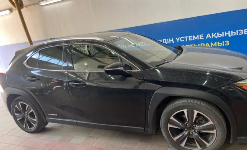 Lexus UX 2019 года за 12 000 000 тг. в Астана фото 4