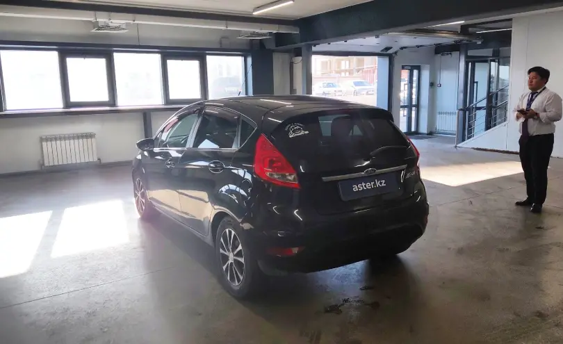 Ford Fiesta 2012 года за 3 500 000 тг. в Астана фото 4