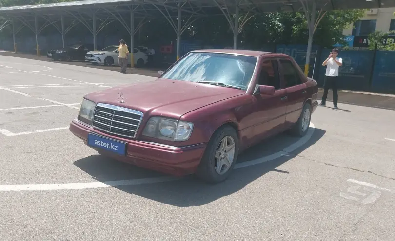 Mercedes-Benz E-Класс 1994 года за 800 000 тг. в Алматы
