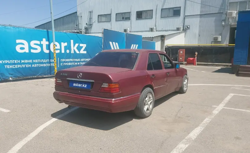 Mercedes-Benz E-Класс 1994 года за 800 000 тг. в Алматы фото 3