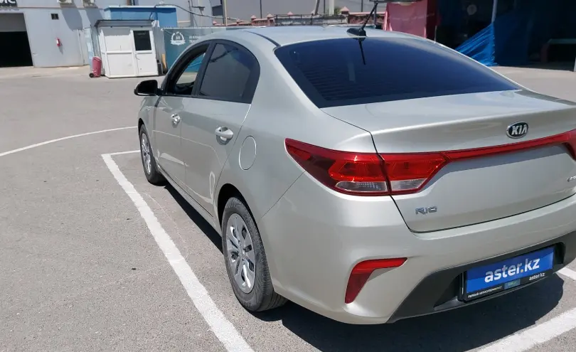 Kia Rio 2020 года за 7 000 000 тг. в Шымкент фото 4