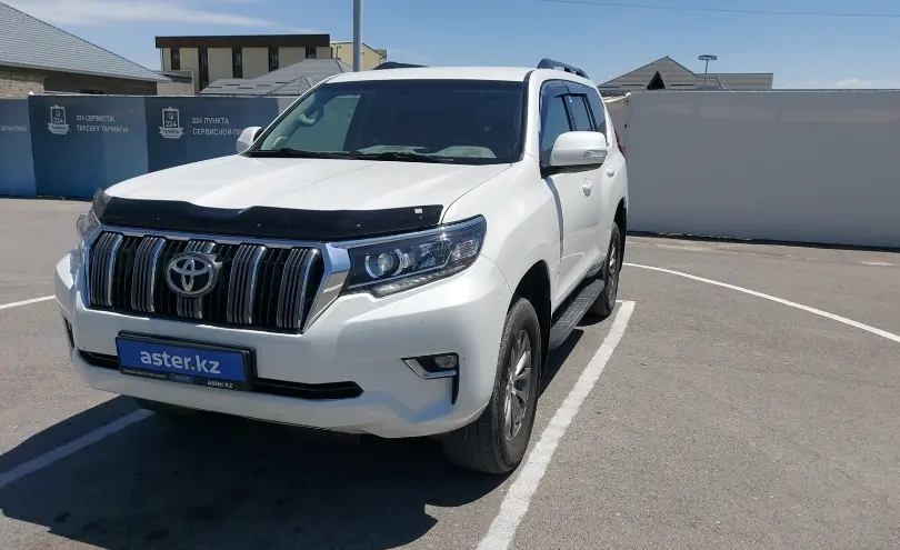 Toyota Land Cruiser Prado 2018 года за 19 500 000 тг. в Шымкент