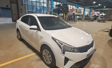 Kia Rio 2021 года за 6 500 000 тг. в Караганда фото 3
