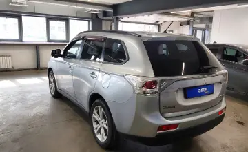 Mitsubishi Outlander 2013 года за 8 000 000 тг. в Астана фото 4