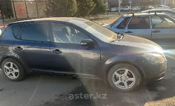 Kia Ceed 2011 года за 2 900 000 тг. в Семей фото 2
