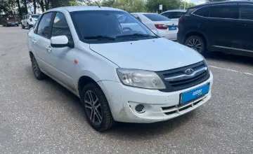 LADA (ВАЗ) Granta 2014 года за 2 500 000 тг. в Актобе фото 3