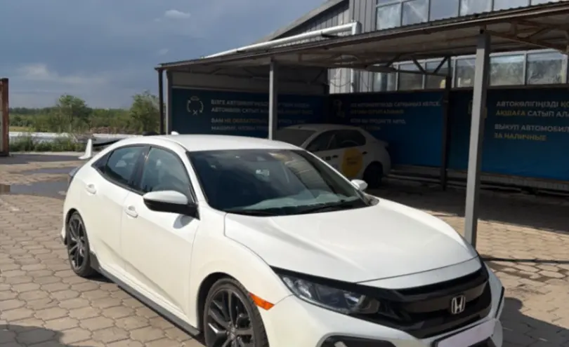 Honda Civic 2021 года за 11 500 000 тг. в Караганда фото 3