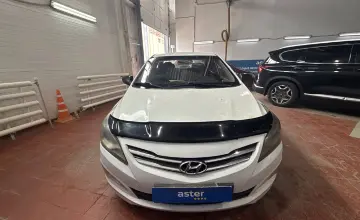 Hyundai Solaris 2015 года за 3 500 000 тг. в Астана фото 2