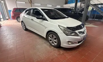 Hyundai Solaris 2015 года за 3 500 000 тг. в Астана фото 3
