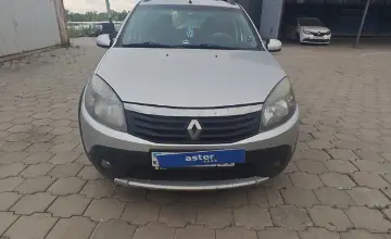 Renault Sandero 2014 года за 3 500 000 тг. в Караганда фото 2