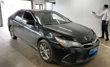 Toyota Camry 2015 года за 8 200 000 тг. в Астана фото 2