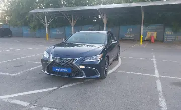 Lexus ES 2023 года за 28 000 000 тг. в Алматы фото 1
