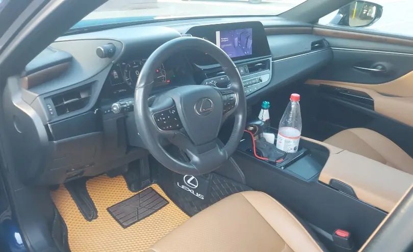 Lexus ES 2023 года за 28 000 000 тг. в Алматы фото 5