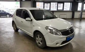 Renault Sandero 2012 года за 4 000 000 тг. в Астана фото 2