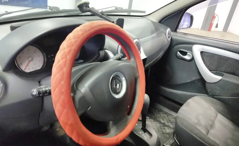 Renault Sandero 2012 года за 4 000 000 тг. в Астана фото 5