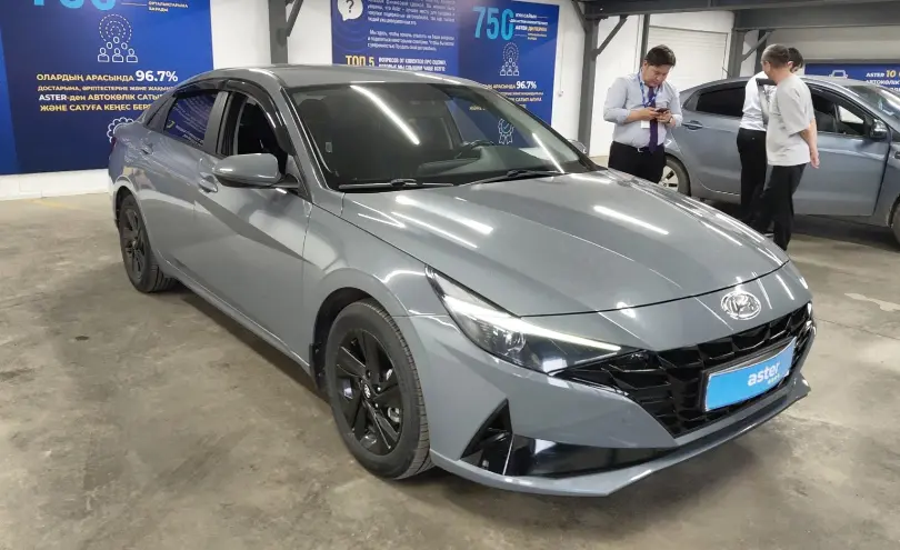 Hyundai Elantra 2021 года за 9 000 000 тг. в Астана фото 2