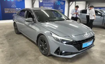 Hyundai Elantra 2021 года за 9 000 000 тг. в Астана фото 2