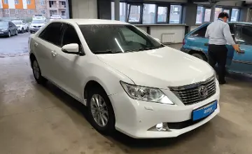 Toyota Camry 2014 года за 7 500 000 тг. в Астана фото 2