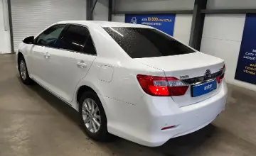 Toyota Camry 2014 года за 7 500 000 тг. в Астана фото 4