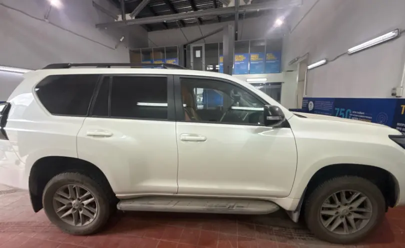 Toyota Land Cruiser Prado 2023 года за 30 000 000 тг. в Астана фото 4