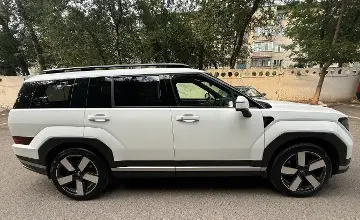 Hyundai Santa Fe 2024 года за 19 500 000 тг. в Алматы фото 4