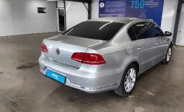 Volkswagen Passat 2014 года за 6 000 000 тг. в Астана фото 3