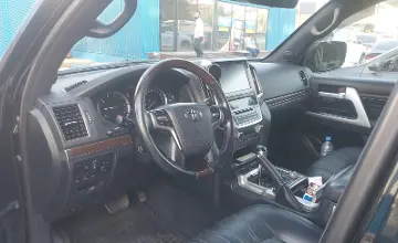 Toyota Land Cruiser 2018 года за 38 000 000 тг. в Алматы фото 5