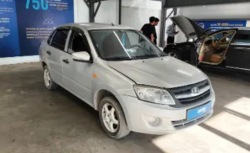 LADA (ВАЗ) Granta 2013 года за 1 600 000 тг. в Астана фото 2