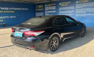 Toyota Camry 2021 года за 11 000 000 тг. в Алматы