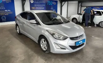 Hyundai Elantra 2015 года за 6 000 000 тг. в Астана фото 2