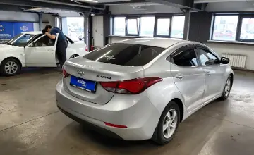 Hyundai Elantra 2015 года за 6 000 000 тг. в Астана фото 3