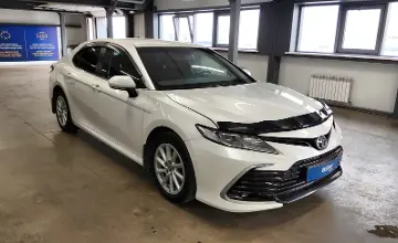 Toyota Camry 2021 года за 10 000 000 тг. в Астана фото 2