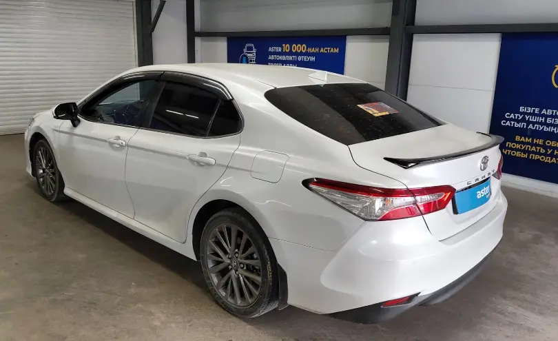 Toyota Camry 2019 года за 12 500 000 тг. в Астана фото 4