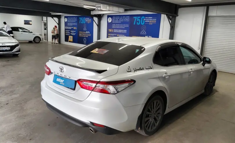 Toyota Camry 2019 года за 12 500 000 тг. в Астана фото 3