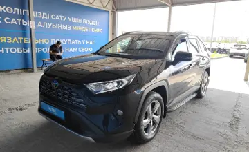 Toyota RAV4 2021 года за 14 500 000 тг. в Алматы фото 1