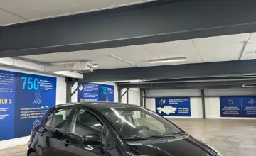 Toyota Yaris 2010 года за 3 700 000 тг. в Астана фото 3