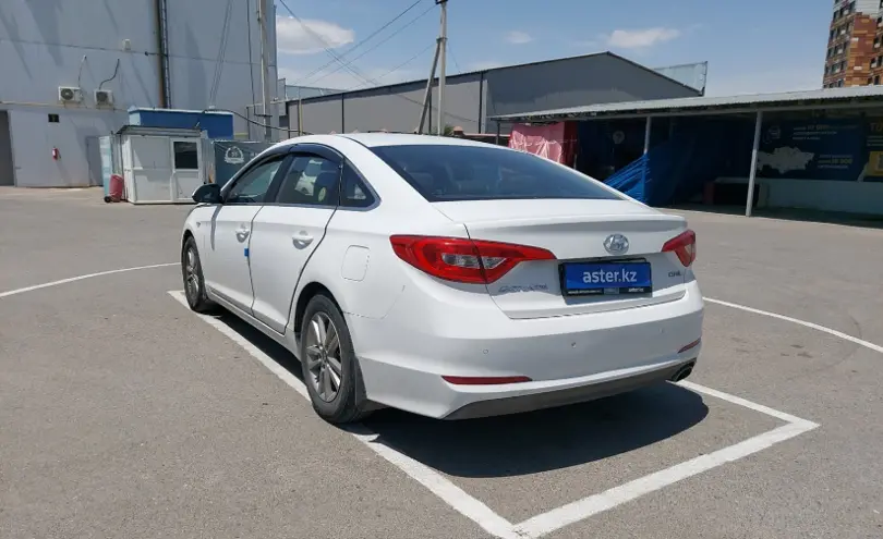 Hyundai Sonata 2016 года за 8 300 000 тг. в Шымкент фото 4