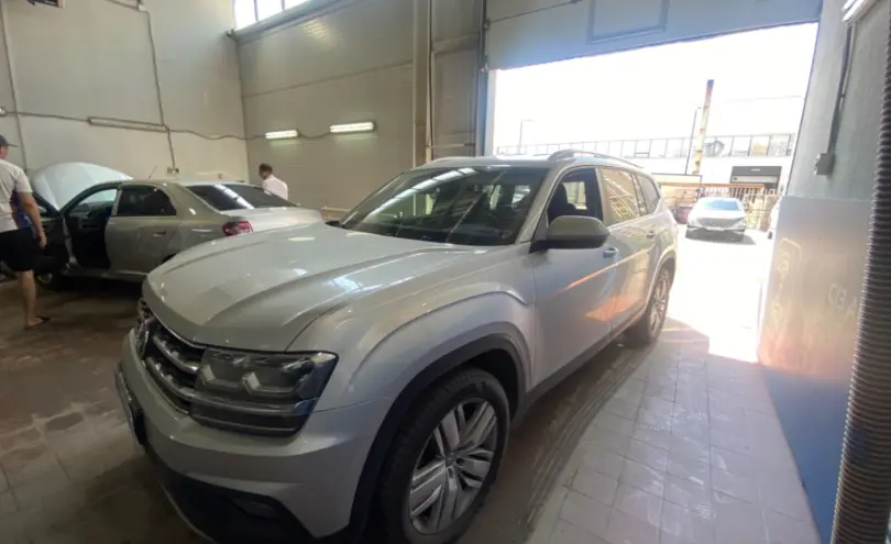 Volkswagen Teramont 2019 года за 20 000 000 тг. в Астана