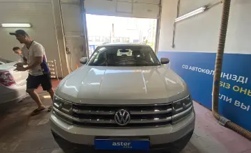 Volkswagen Teramont 2019 года за 20 000 000 тг. в Астана фото 2