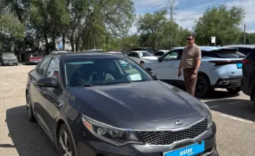 Kia Optima 2017 года за 6 000 000 тг. в Актобе фото 3