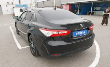 Toyota Camry 2019 года за 13 500 000 тг. в Шымкент фото 4