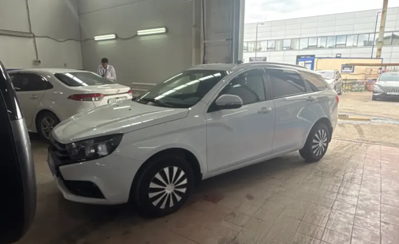 LADA (ВАЗ) Vesta 2018 года за 4 500 000 тг. в Астана
