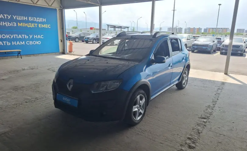 Renault Sandero 2015 года за 3 000 000 тг. в Алматы