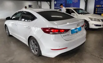 Hyundai Elantra 2018 года за 7 400 000 тг. в Астана фото 4