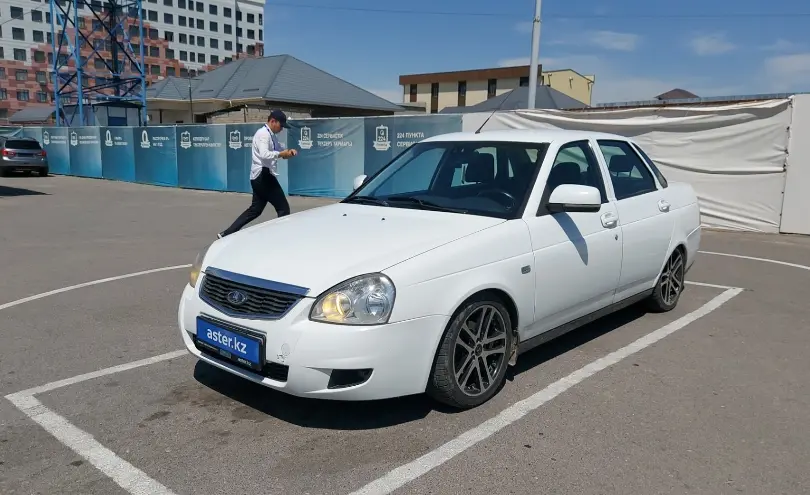 LADA (ВАЗ) Priora 2015 года за 2 500 000 тг. в Шымкент