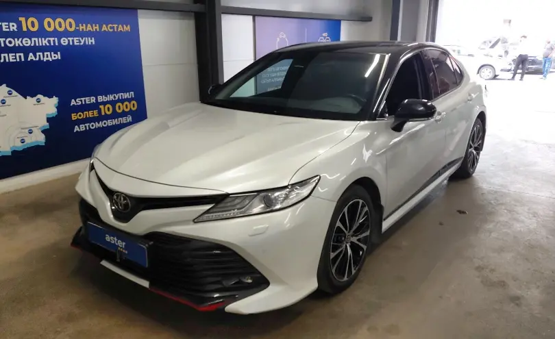 Toyota Camry 2020 года за 12 700 000 тг. в Астана