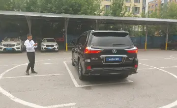 Lexus LX 2016 года за 36 000 000 тг. в Алматы фото 4