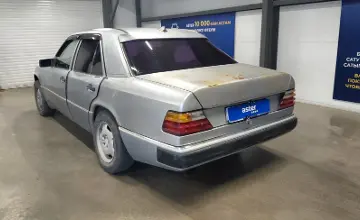 Mercedes-Benz E-Класс 1992 года за 900 000 тг. в Астана фото 4